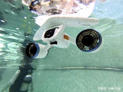 白鯊Mix水下助推器潛水實(shí)測(cè) 水下的“浪里白條”，科技助力潛水新體驗(yàn)